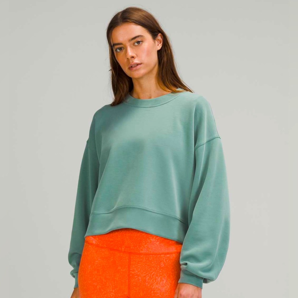 Lululemon perfectly oversized cropped crew